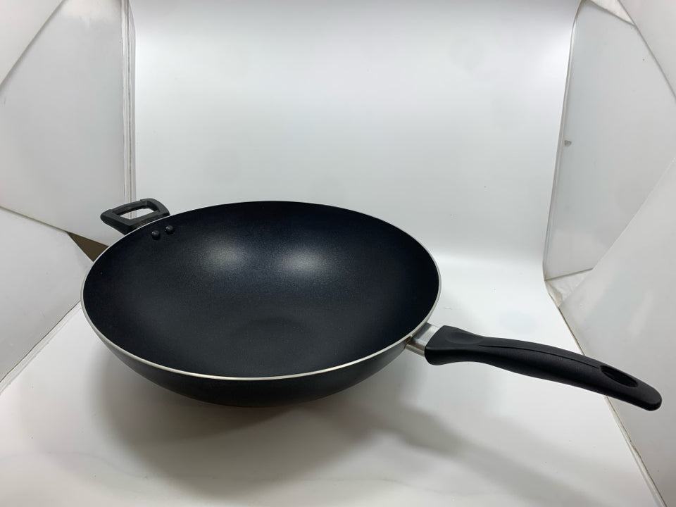 TFAL NON STICK WOK.