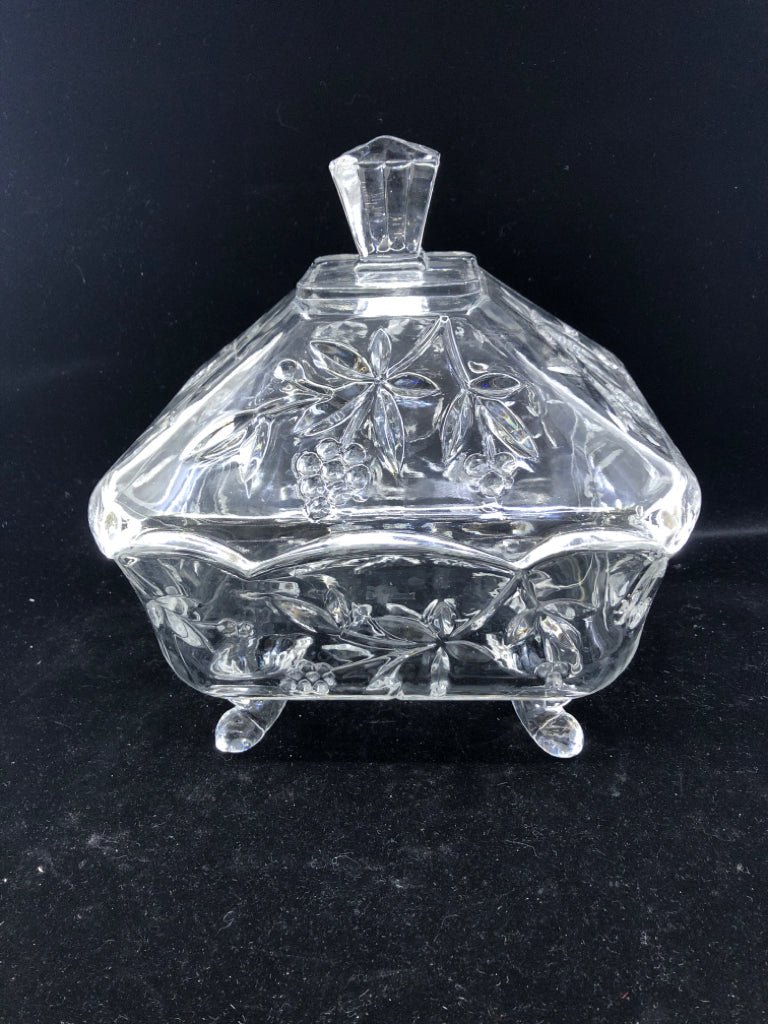 FOOTED COVERED GLASS CANDY DISH.