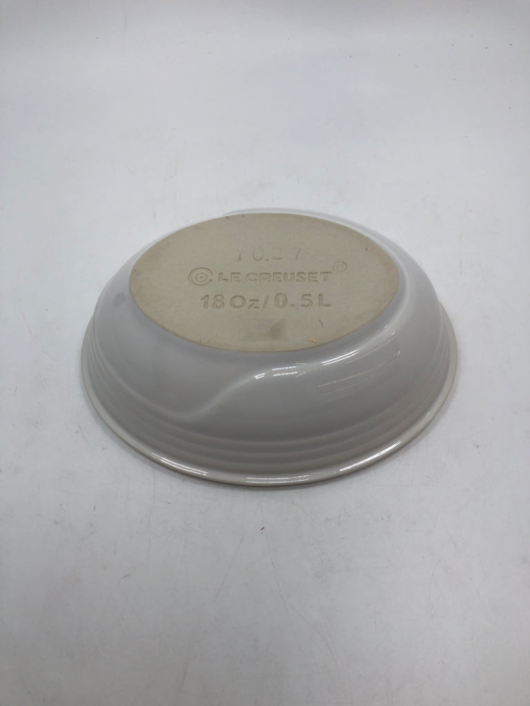 OVAL STONEWARE BOWL.