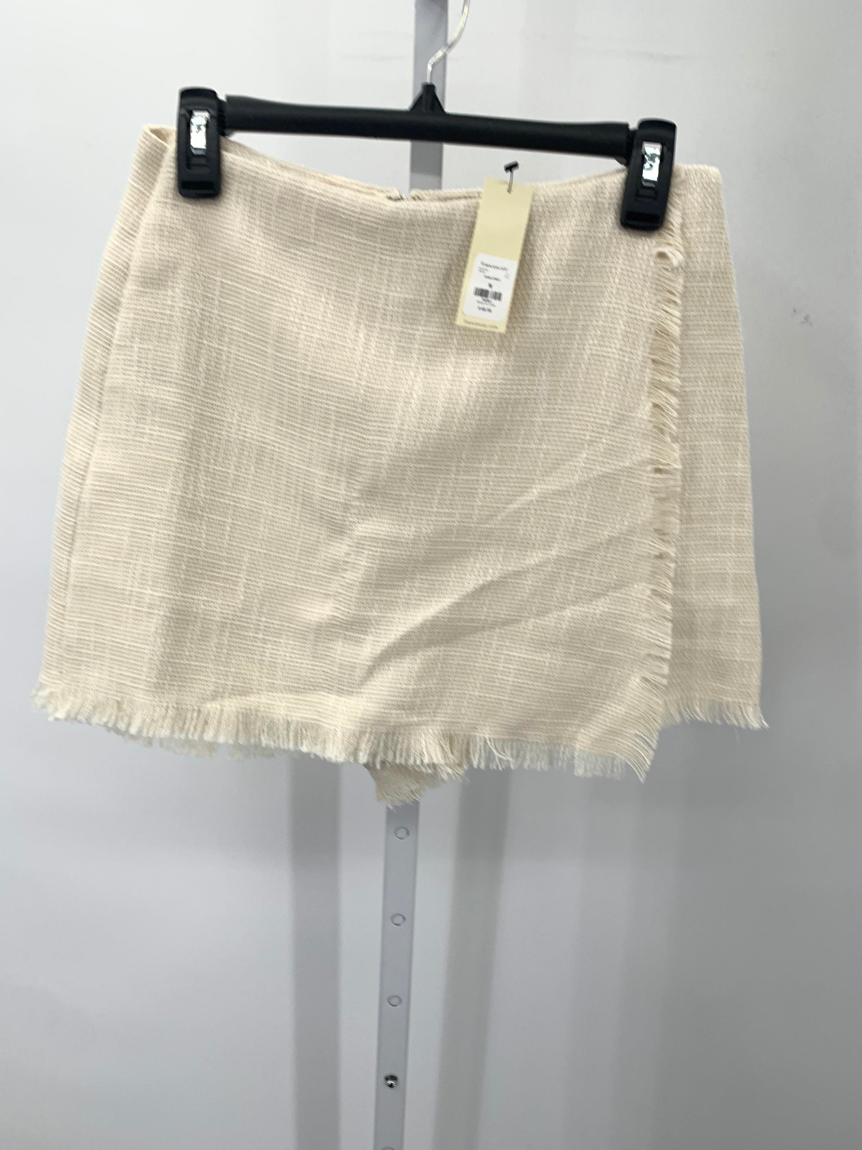 Size Medium Misses Skirt