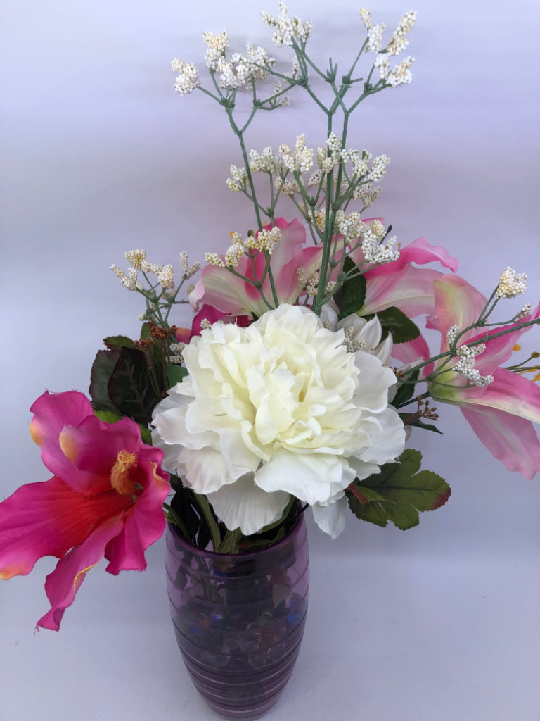 PINK AND WHITE FAUX FLORAL IN PINK VASE.