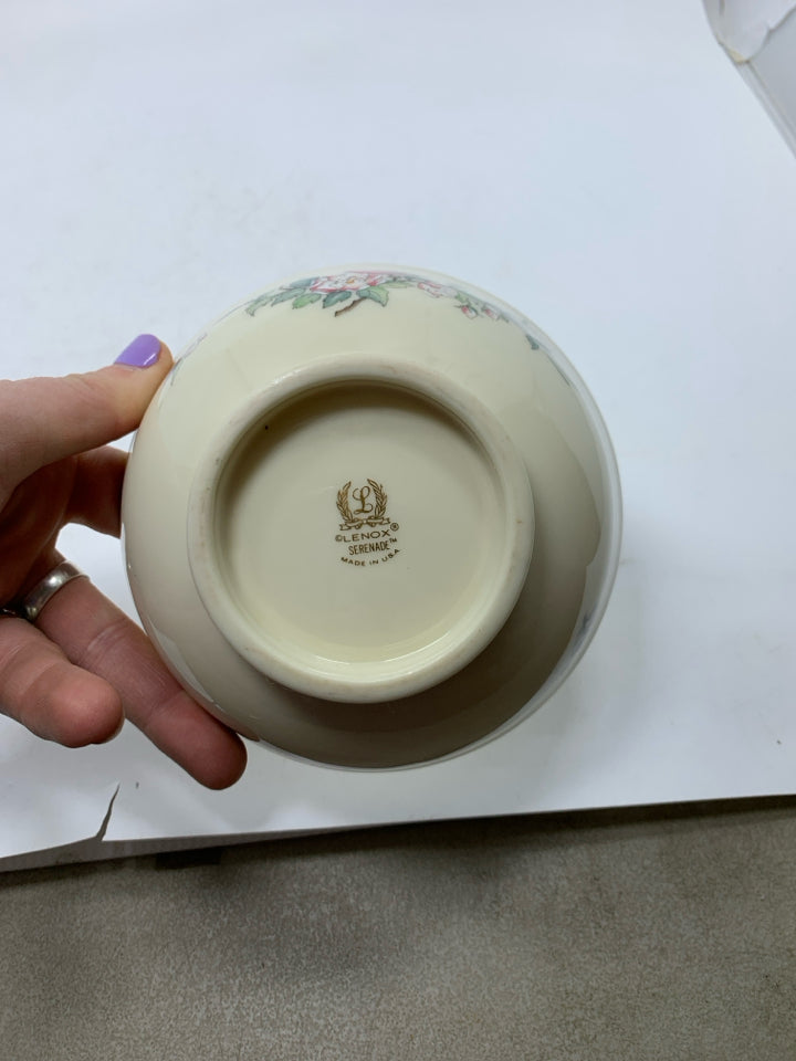 PORCELAIN SMALL CANDY DISH W/ BIRDS & FLOWERS SERENADE PATTERN.