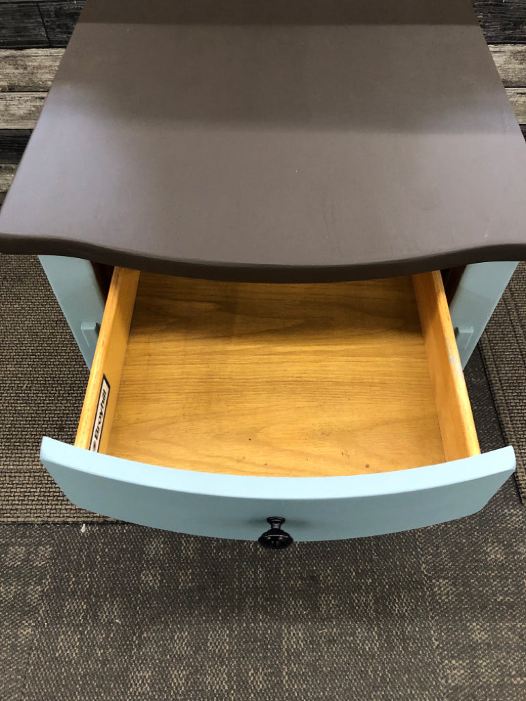 TEAL SIDE TABLE W/DARK BROWN PAINTED TOP+1 DRAWER.