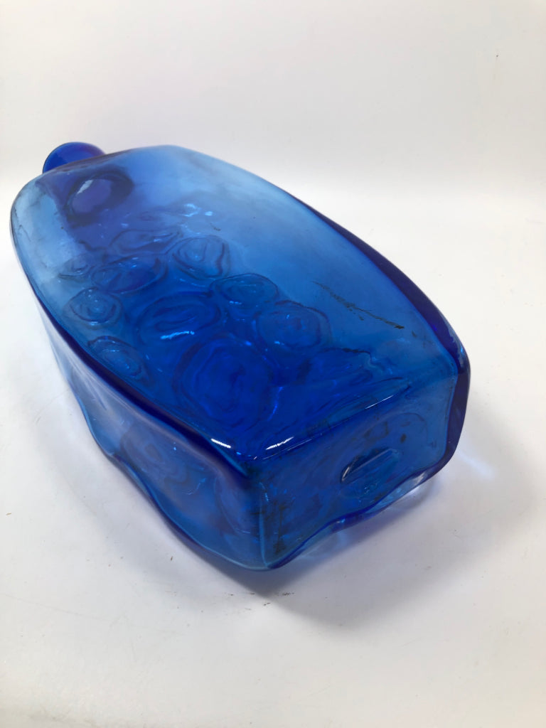 BLUE BUBBLE SWIRL VASE.