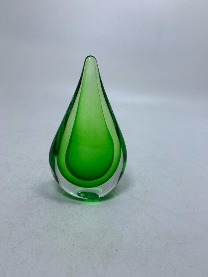 GREEN GLASS TEARDROP PAPERWEIGHT.