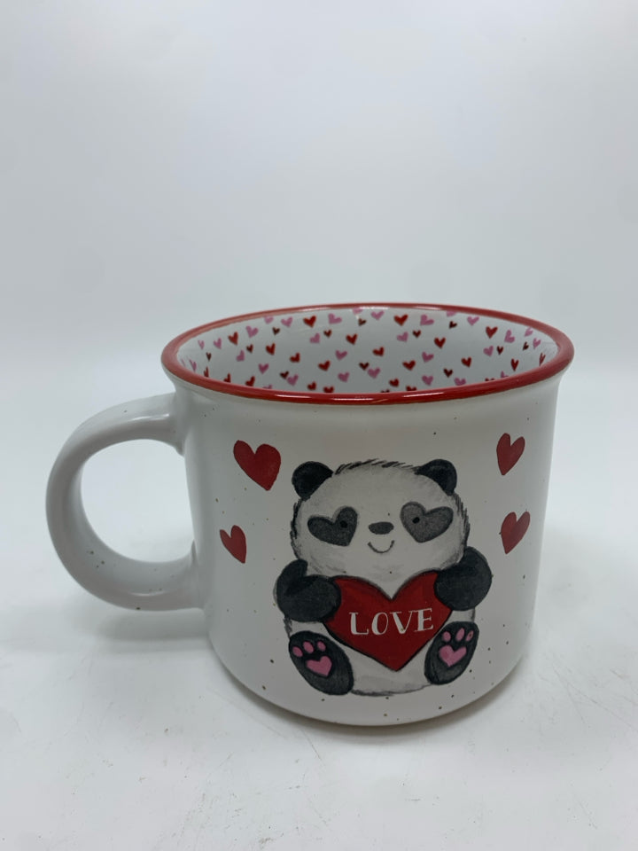 PANDA W/LOVE HEART MUG.