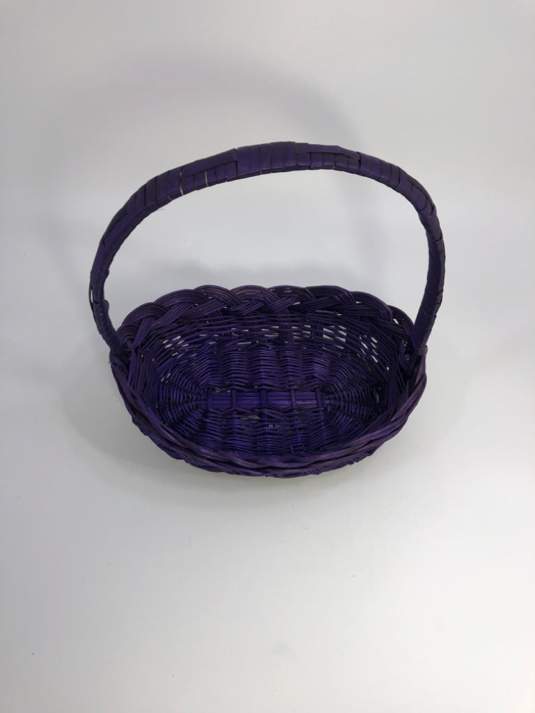 DARK PURPLE OVAL BASKET.
