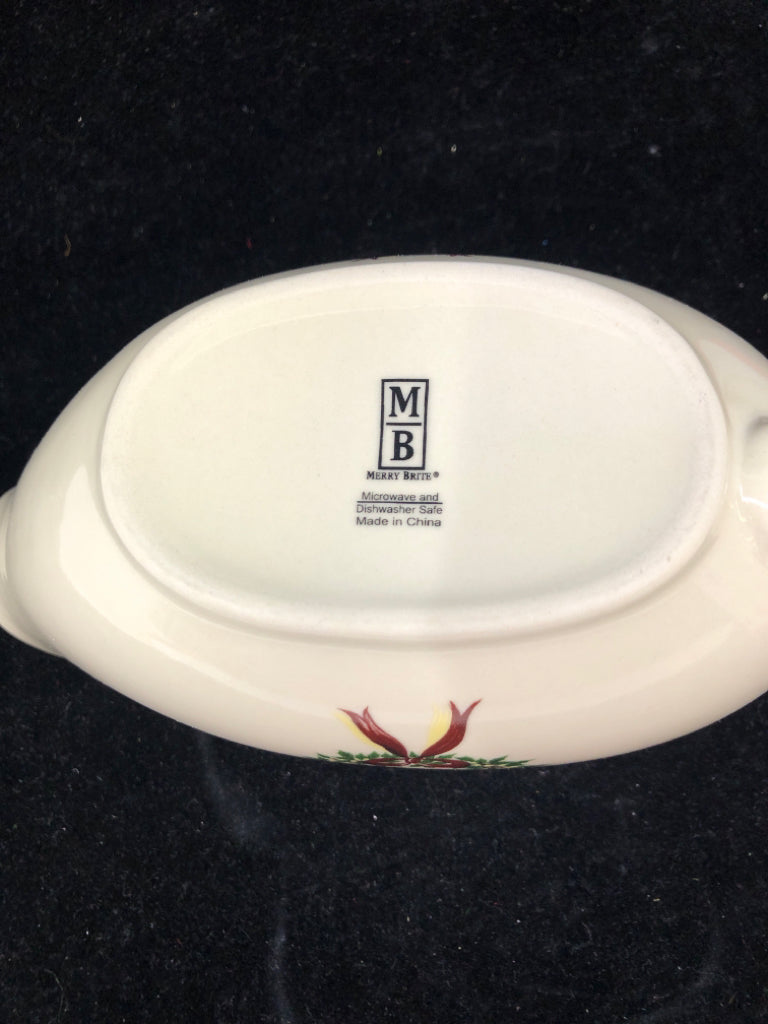 NIB STONEWARE HOLLY WREATH GRAVY BOAT.