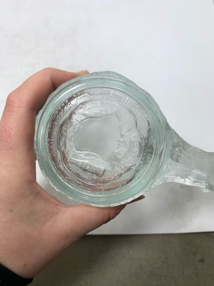 NIB VTG COCA COLA POLAR BEAR FROSTED MUG.
