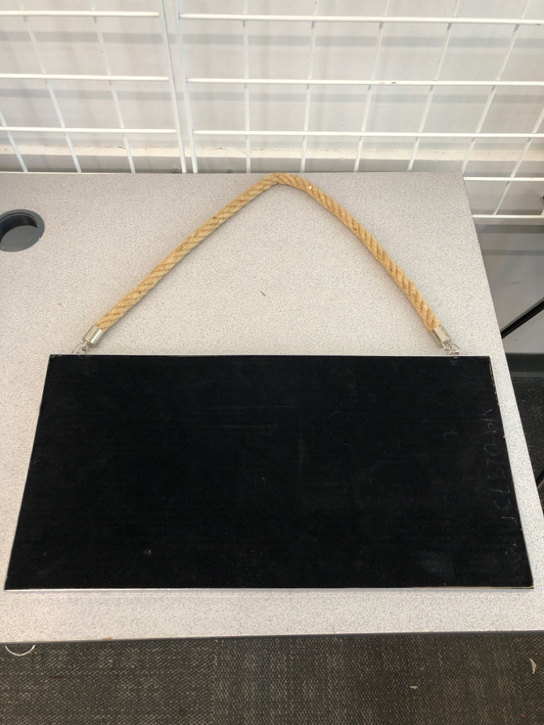 HANGING ROPE MIRROR.