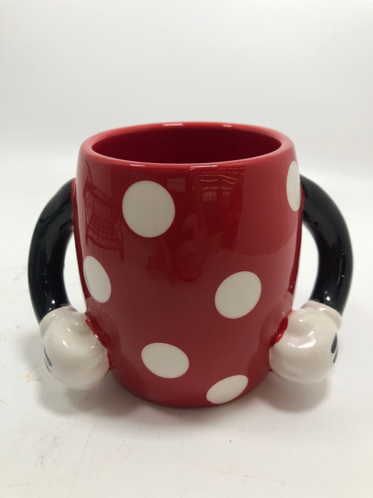 MINNIE MOUSE COFFEE MUG.
