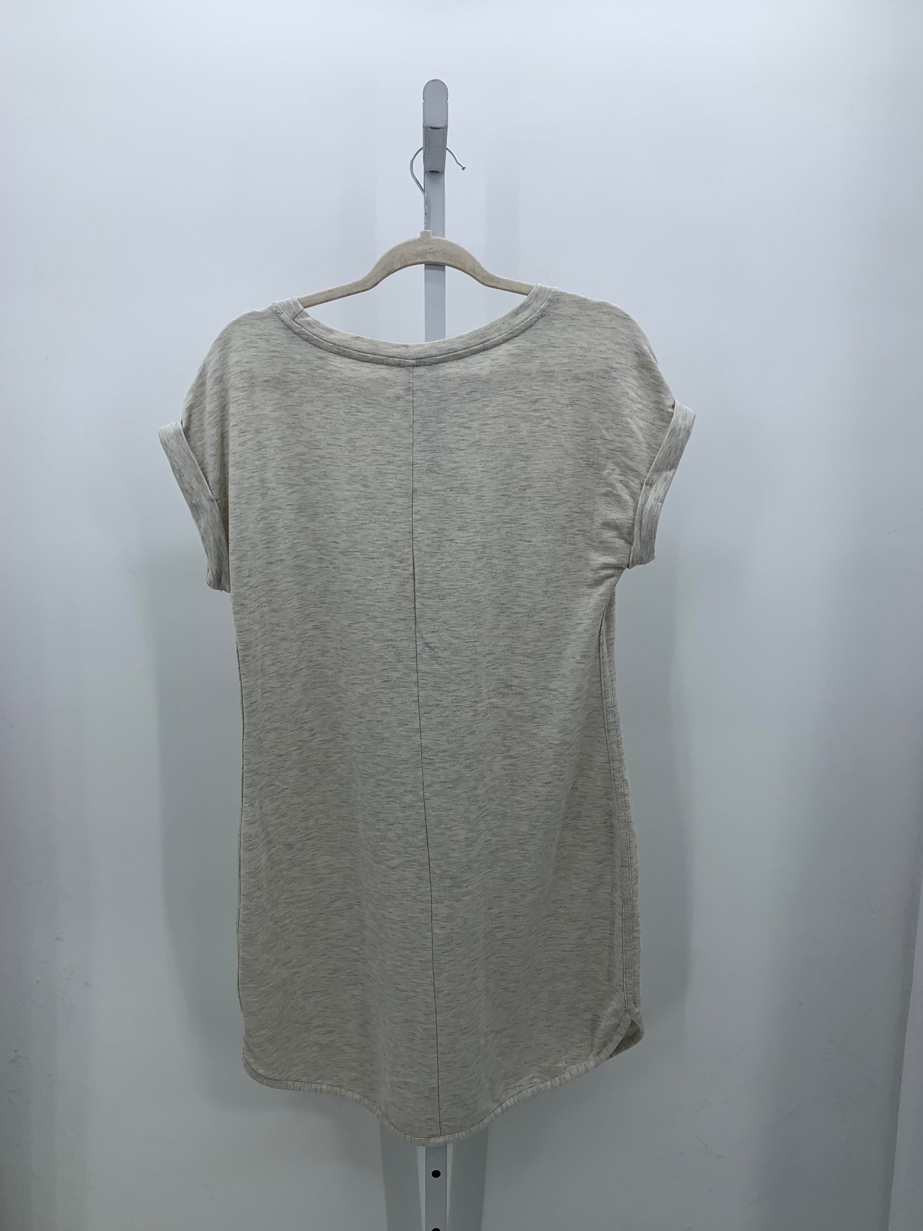 Cable & Gauge Size Medium Misses Short Sleeve Dress