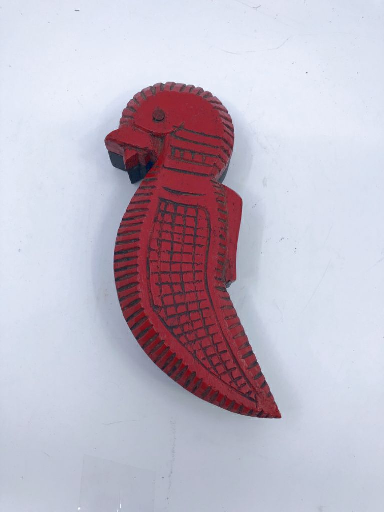 BLACK AND RED CARVED BIRD SHAPED DIVIDED TRINKET BOX.