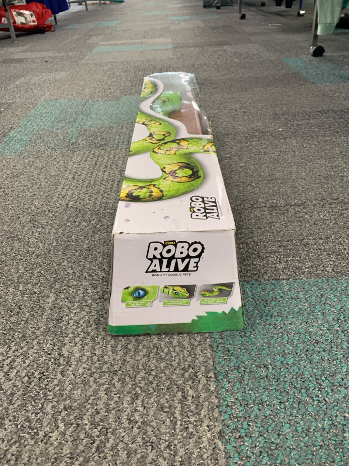 Robo Alive King Python Robotic Pet Figure