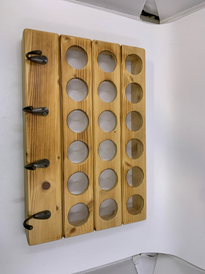 WOOD 18 SLOT SPICE RACK W/ HOOKS.