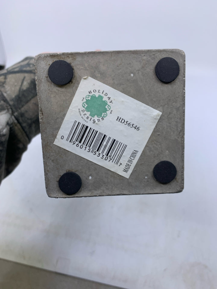 GREY CEMENT FOOTED PLANTER.