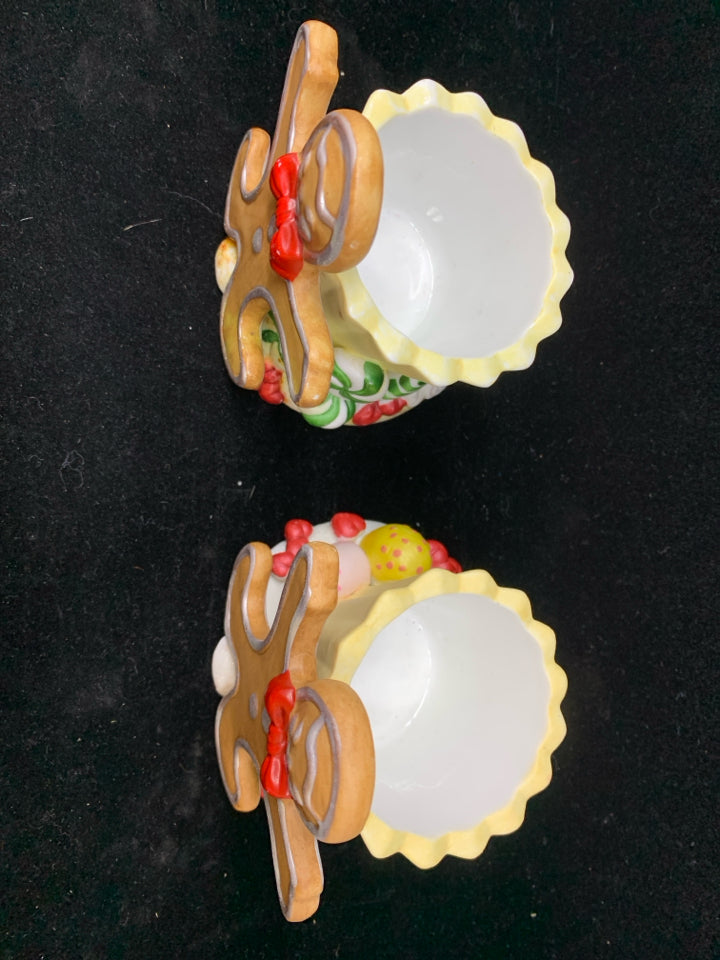 2PC GINGERBREAD TEA LIGHT HOLDERS.