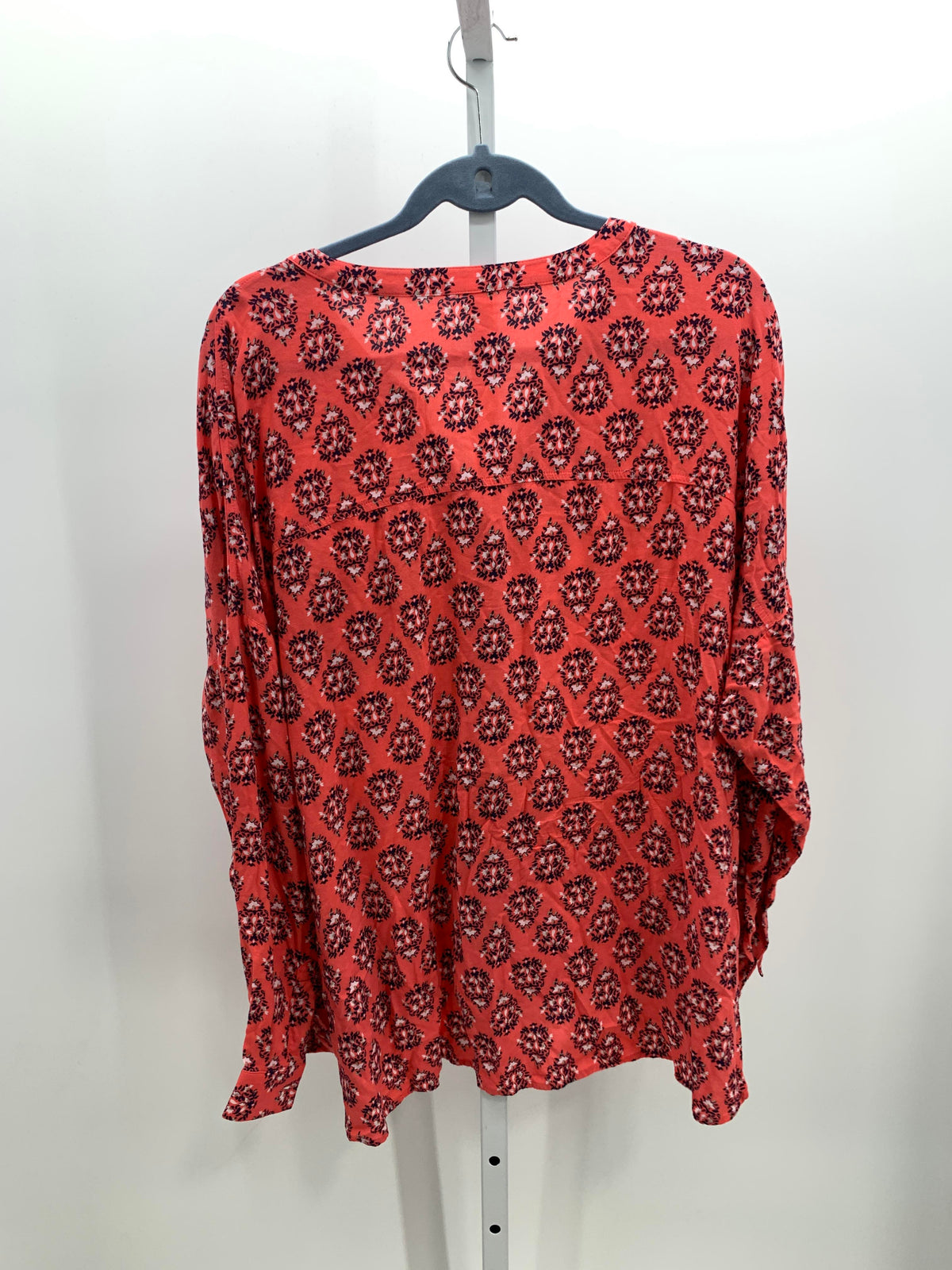Old Navy Size Extra Large Misses Long Sleeve Shirt