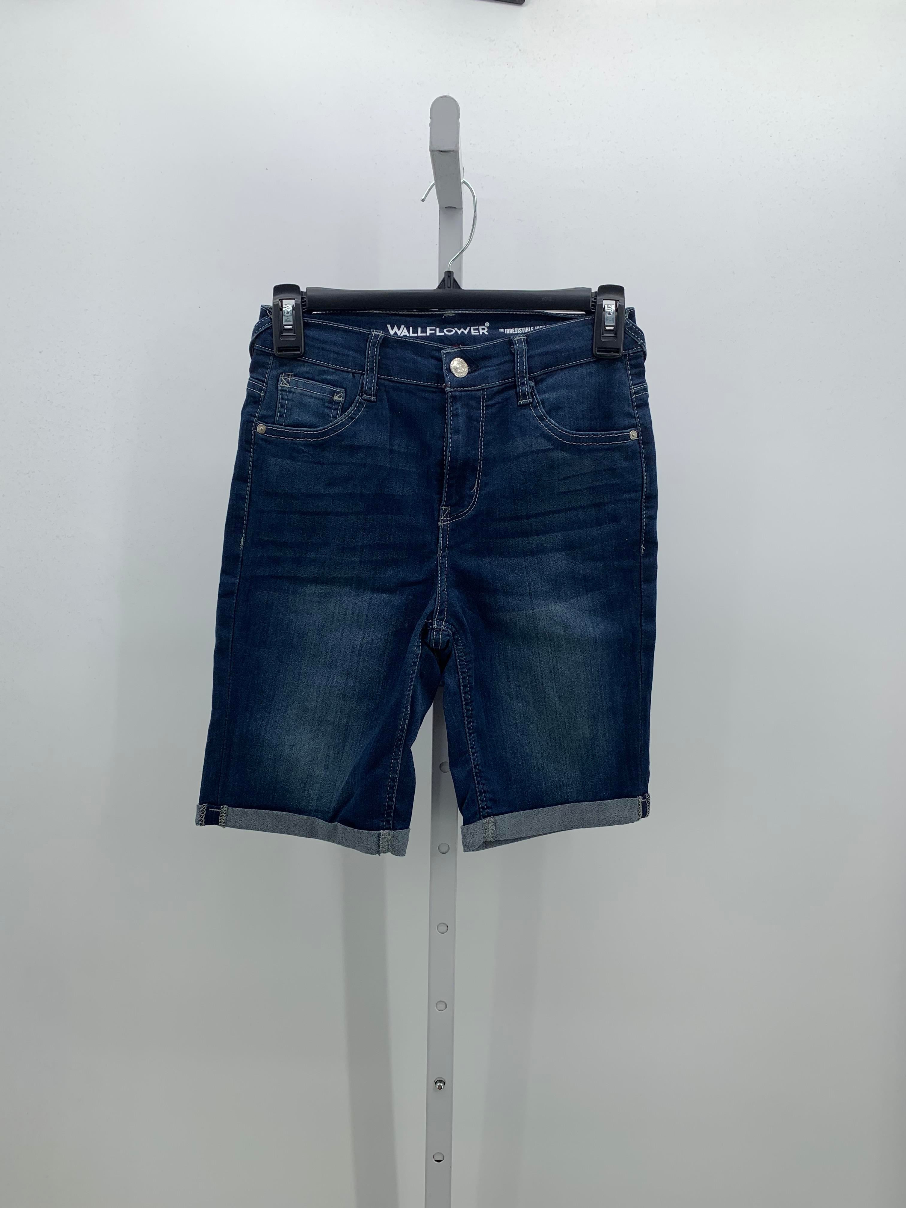 Wallflower Size 5 Juniors Shorts