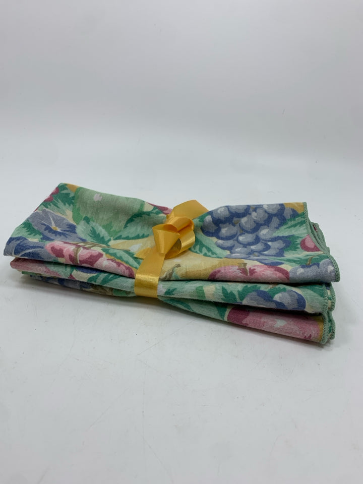 4PK FRUITS NAPKINS.