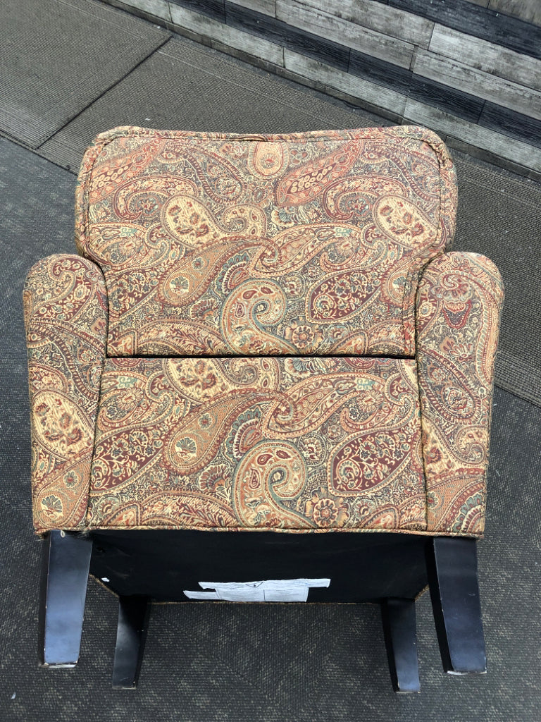 PAISLEY PRINTED ACCENT CHAIR.