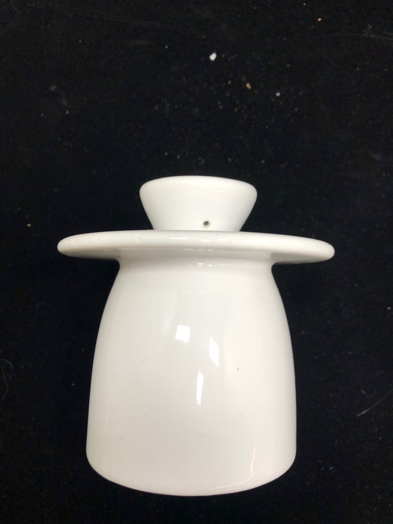 WHITE CERAMIC BUTTER BELL CROCK.