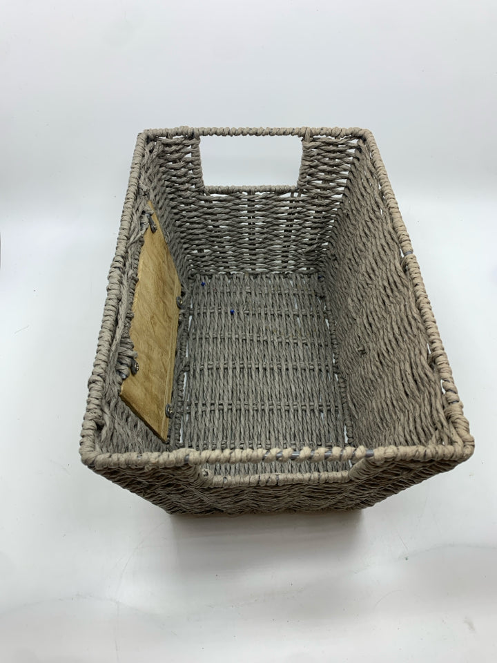 GREY WOVEN JOY BASKET.
