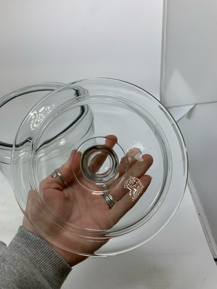 CLEAR GLASS LARGE CANISTER.