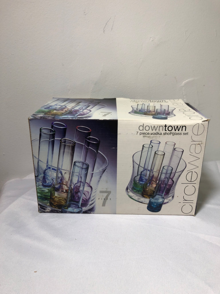7PC VODAK SHOT GLASS SET.
