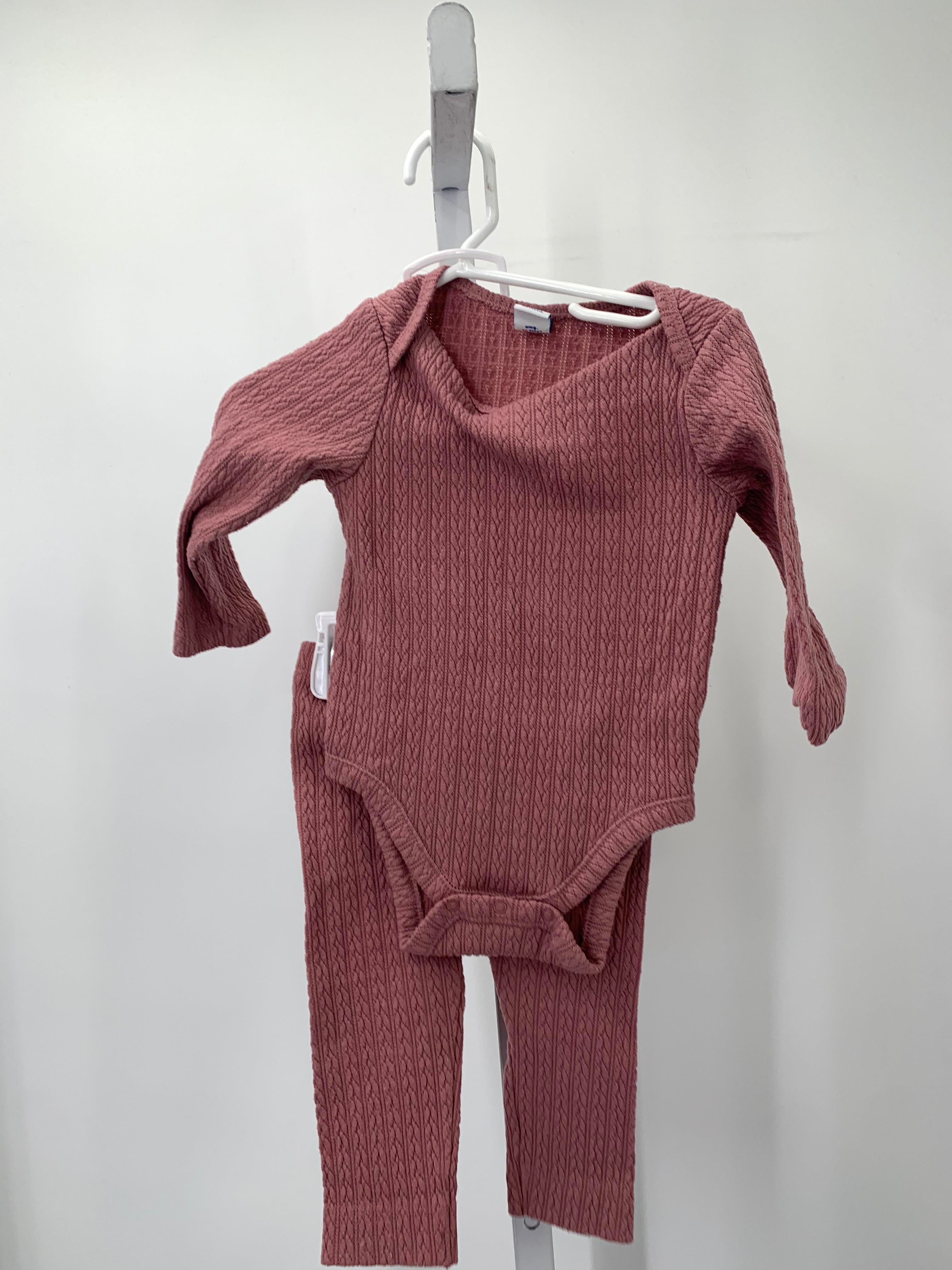 Old Navy Size 6-12 mon Girls 2 Pieces