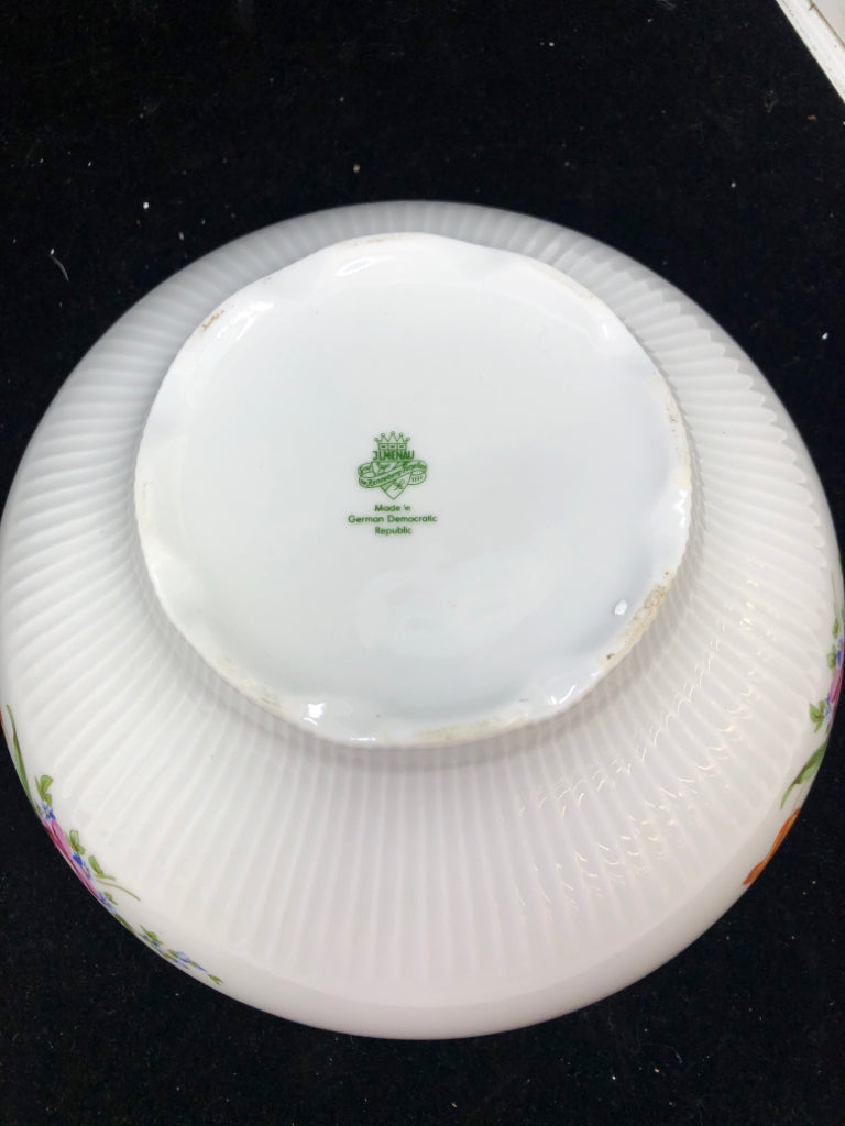 6PC VTG FLORAL SERVING BOWL SET- 1 LARGE BOWL, 5 SMALL BOWLS.