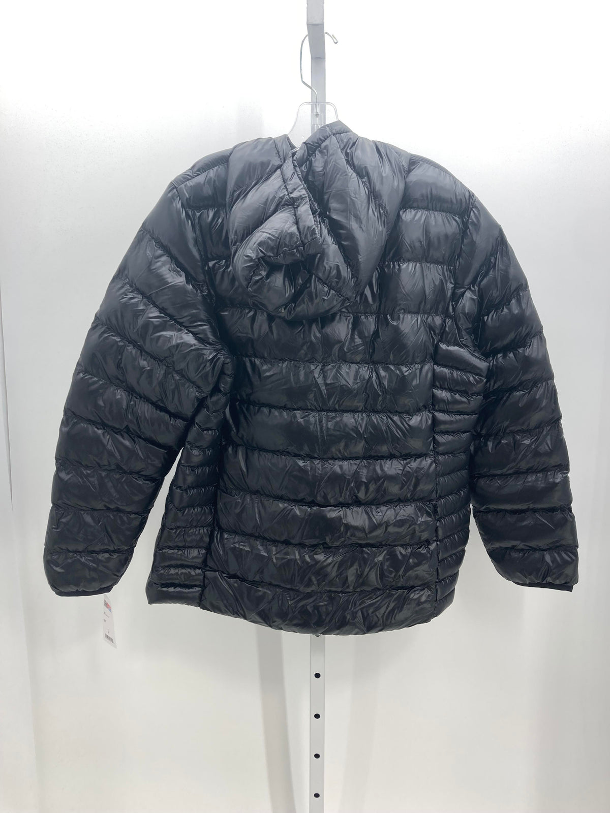 NEW HOODED PUFF