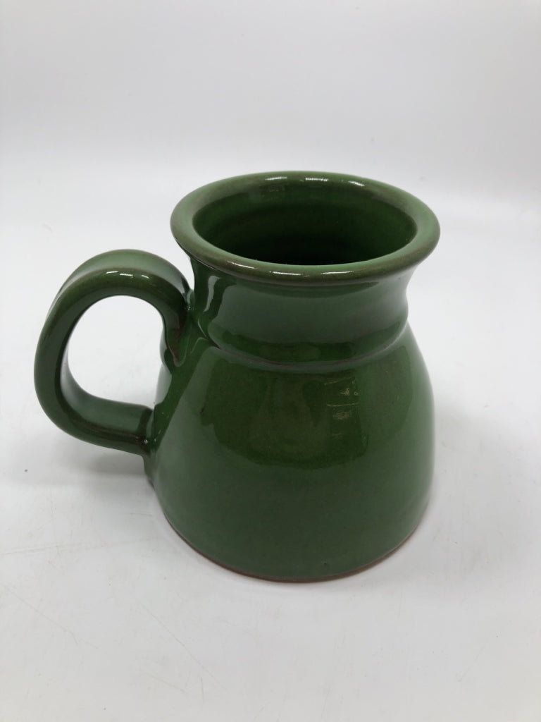 FORT SUMTER GREEN MUG.