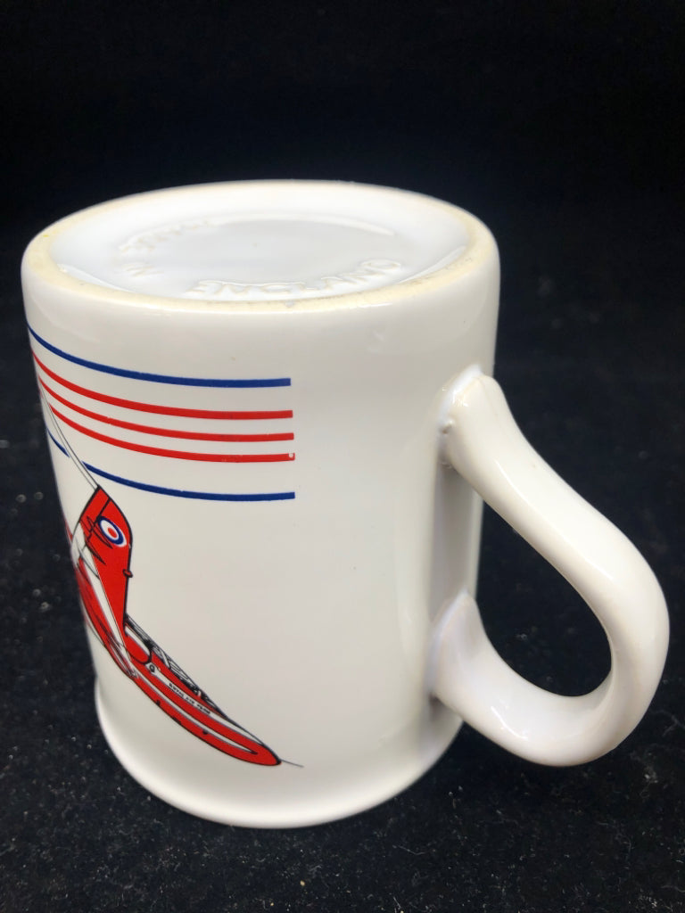 RED AND BLUE AIRPLANE MUG - ENGLAND.
