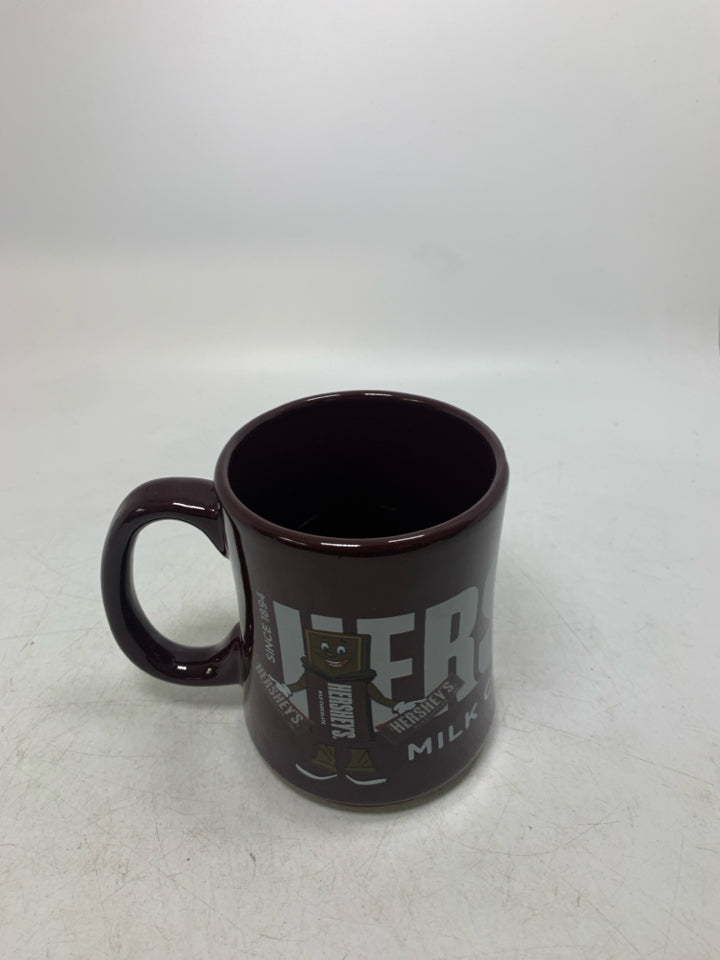 LARGE HERSHEY'S MUG.