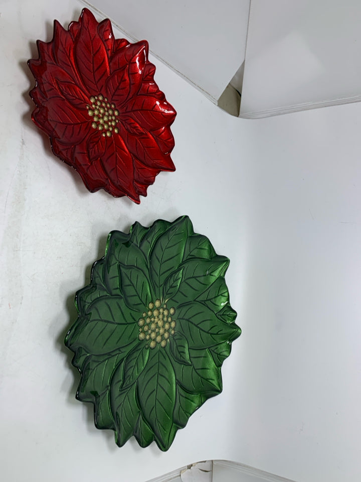 2 NESTING GLASS POINSETTIA PLATES RED/GREEN.
