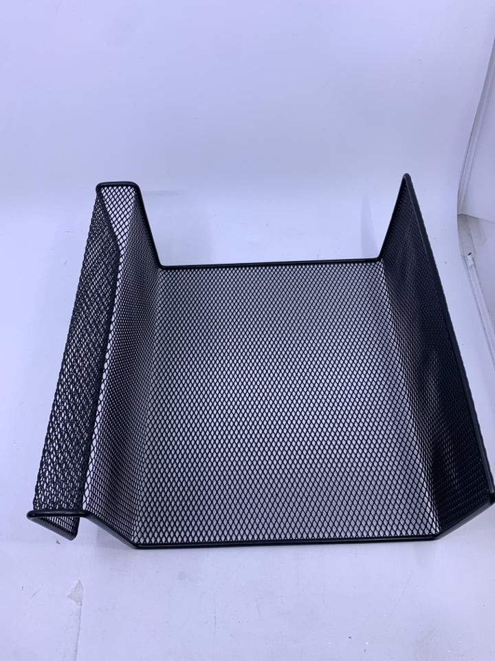 BLACK METAL COMPUTER STAND W SIDE POCKET.
