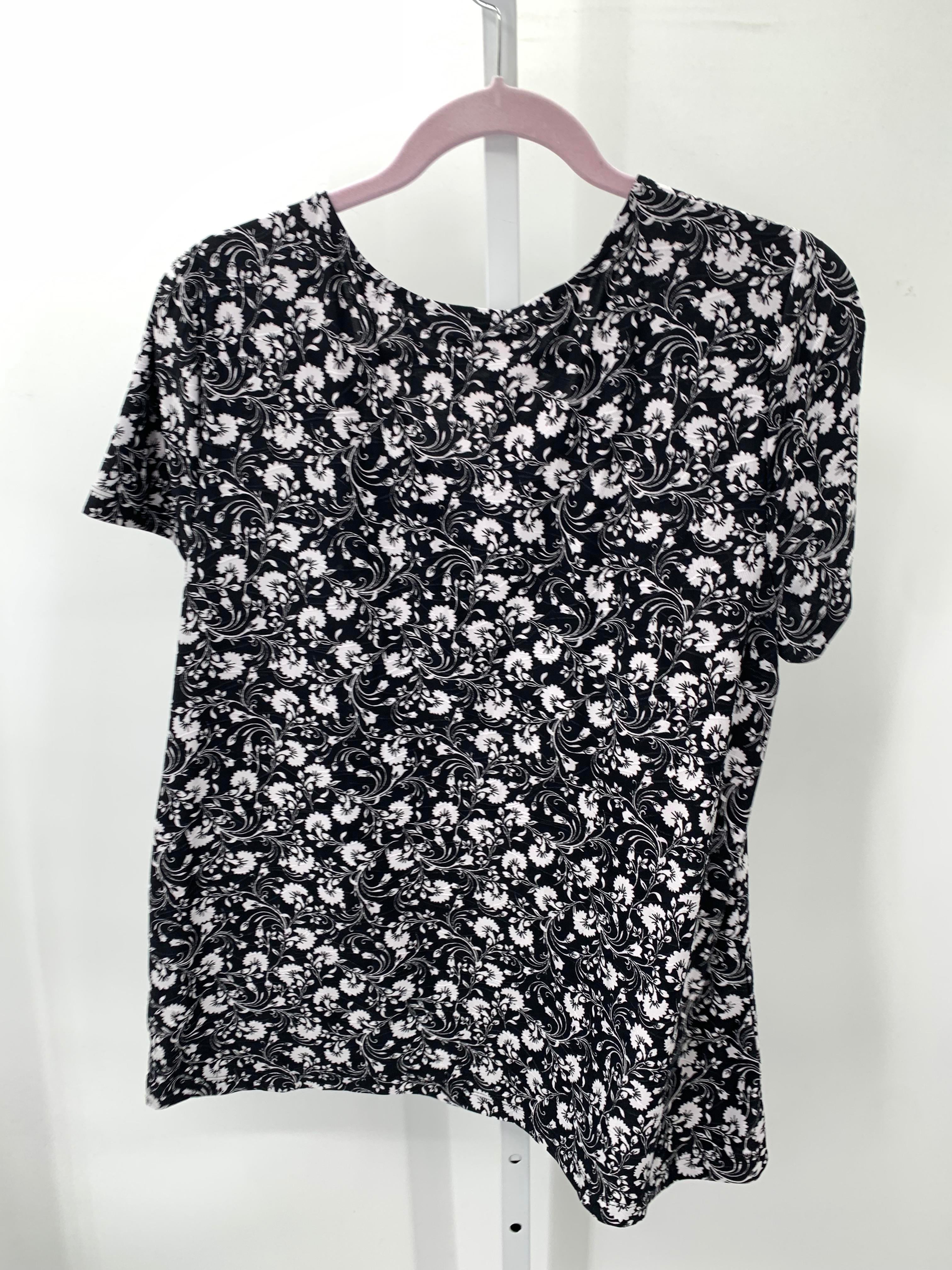 Croft & Barrow Size Large Misses Short Sleeve Shirt