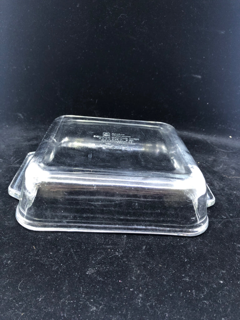 SQUARE GLASS BAKING DISH.