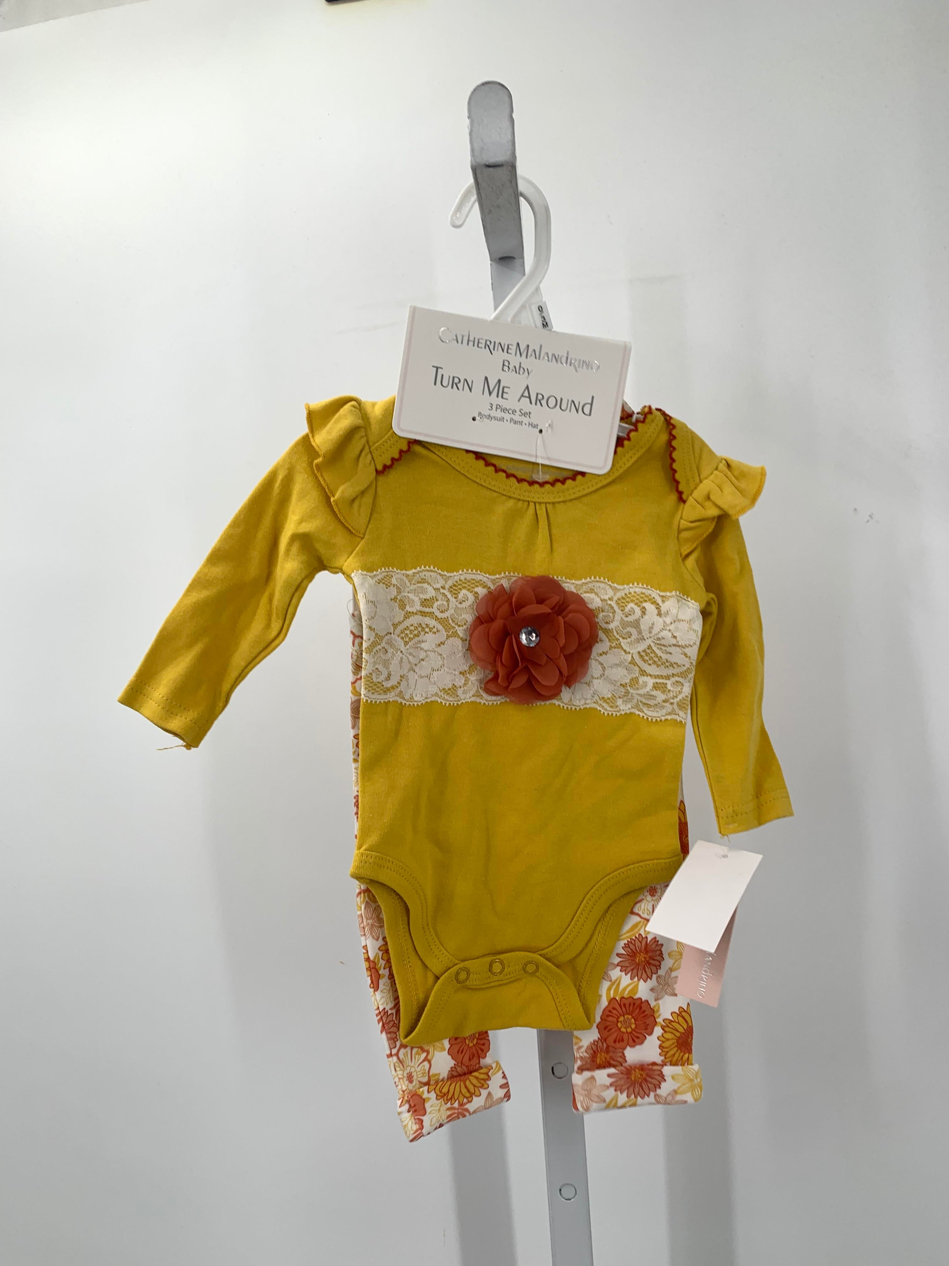 Catherine Malandrino Size 0-3 months Girls 2 Pieces