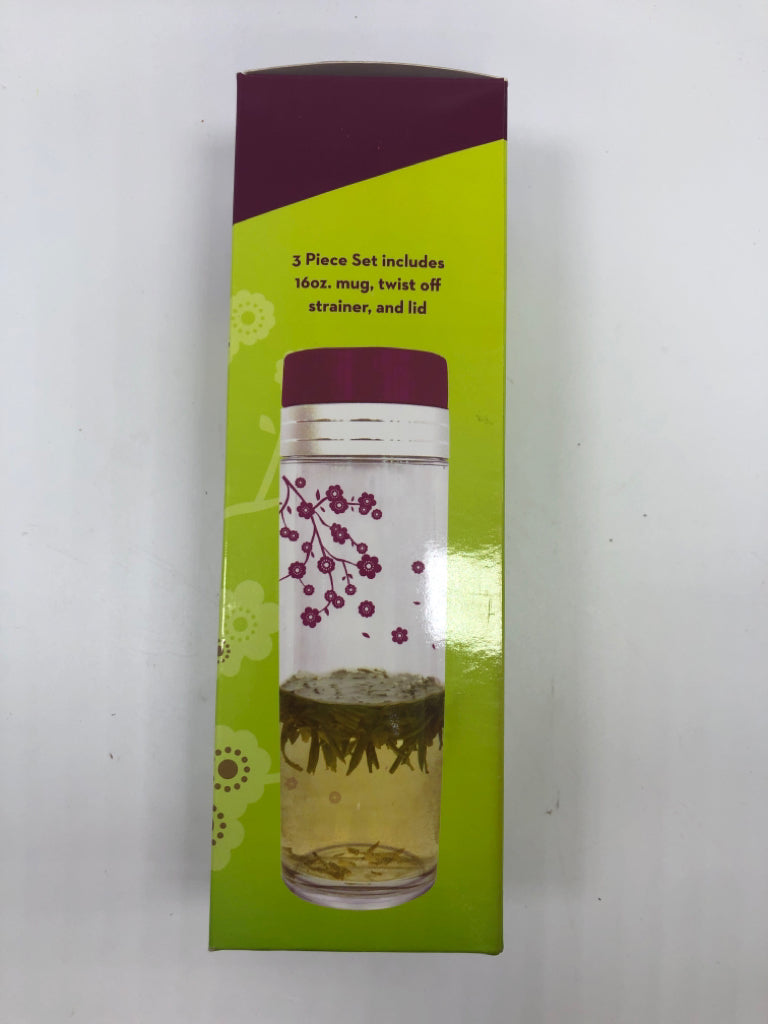 NIB TEA TRAVELER 3PC SET.