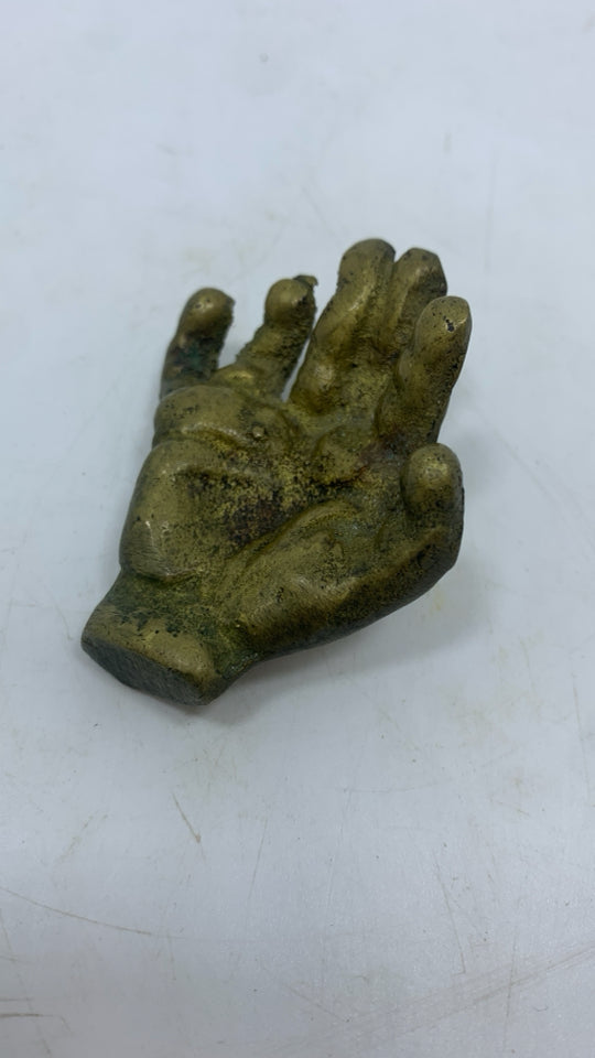 SM GOLDEN HAND FIGURINE.