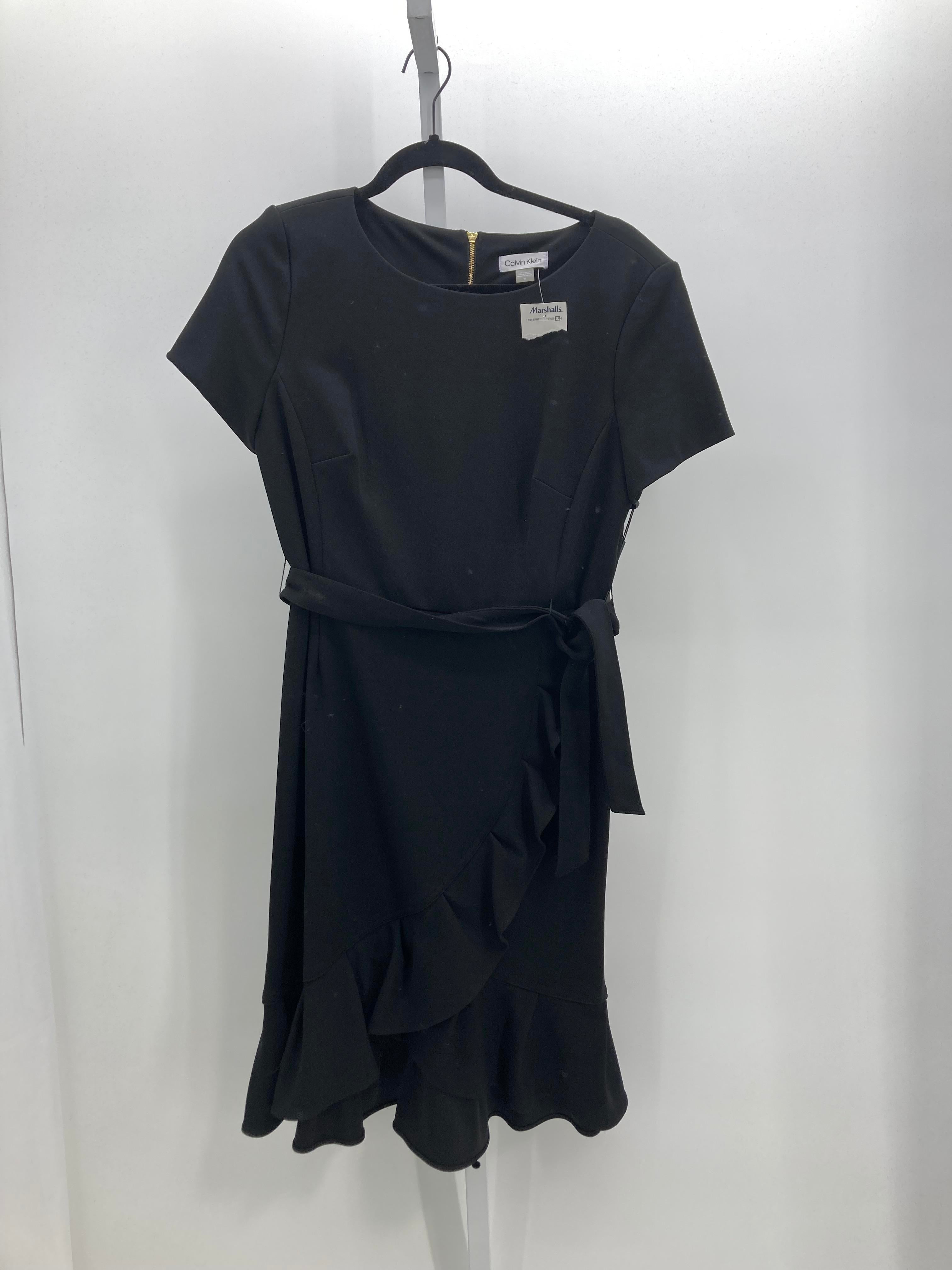 Calvin Klein Size 10 Misses Short Sleeve Dress