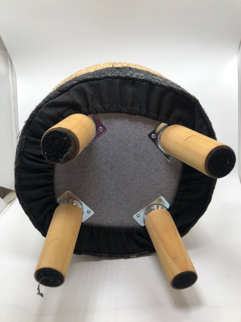 2 TONED CIRCULAR WOVEN STOOL.