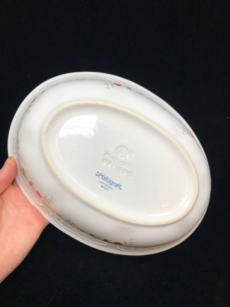 34PC HOLLY PATTERN DISH SET - PFALTZGRAFF SERV FOR 8.