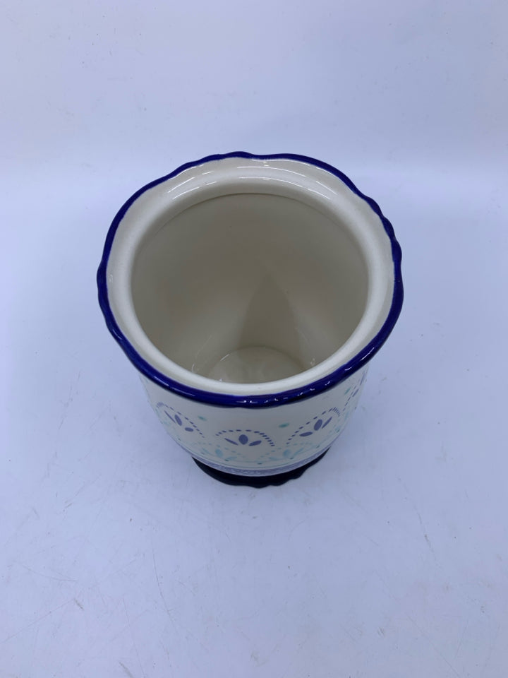 CERAMIC BLUE SMALL CANISTER.