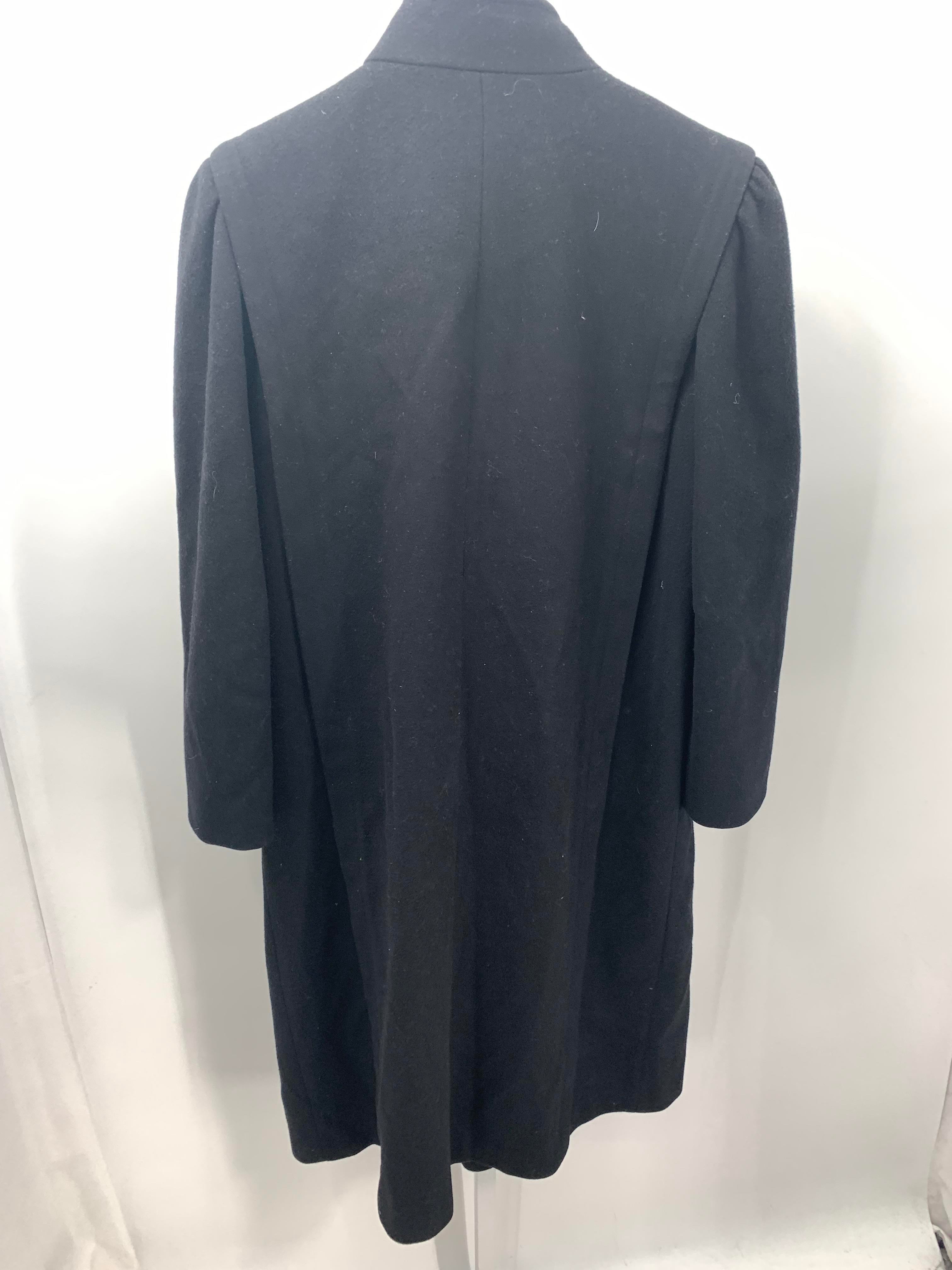 Forecaster Size 16 Misses Winter Coat