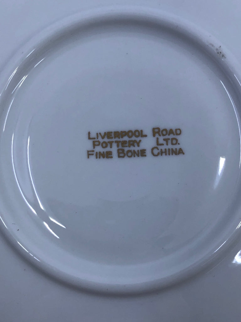 SCOTLAND TEACUP AND SAUCER.