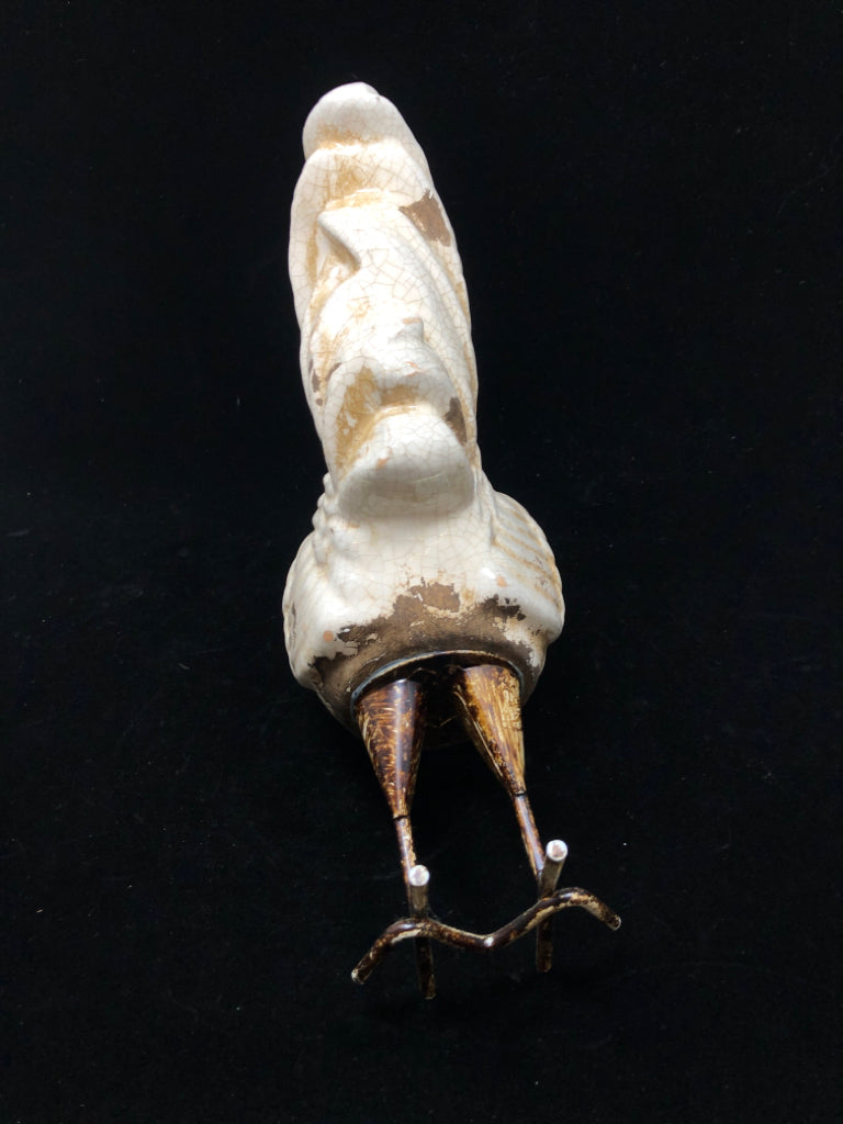 DISTRESSED ROOSTER FIGURINE.