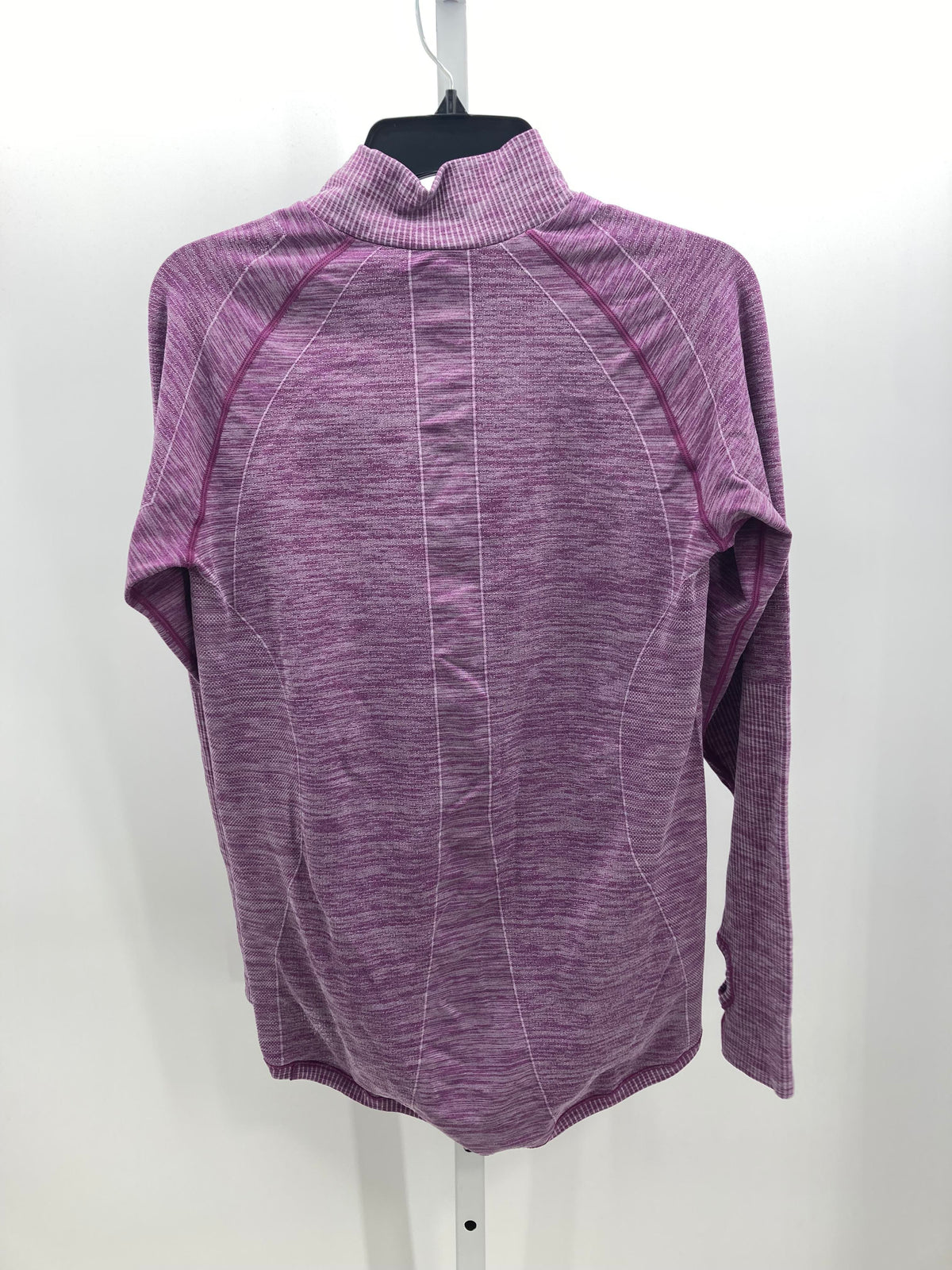 Saucony Size Large Misses Long Sleeve Shirt